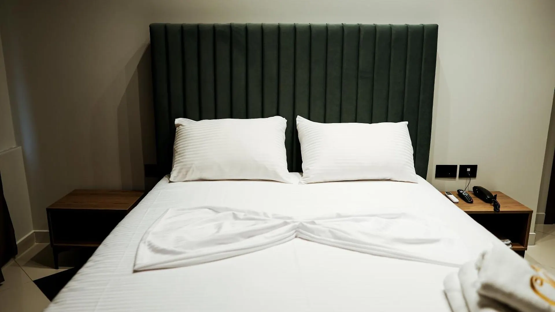 ***  Oli Hotel Фуша-Круя Албания